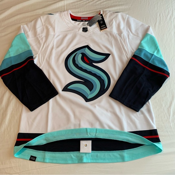 NEW Adidas Seattle Kraken Authentic PRIMEGREEN Road Jersey 54 White Fight Strap - Picture 1 of 15